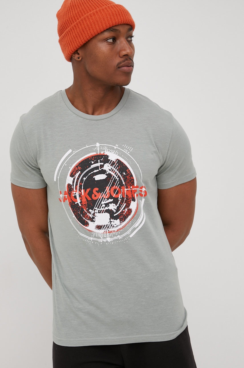 

Бавовняна футболка Jack & Jones колір зелений з принтом
