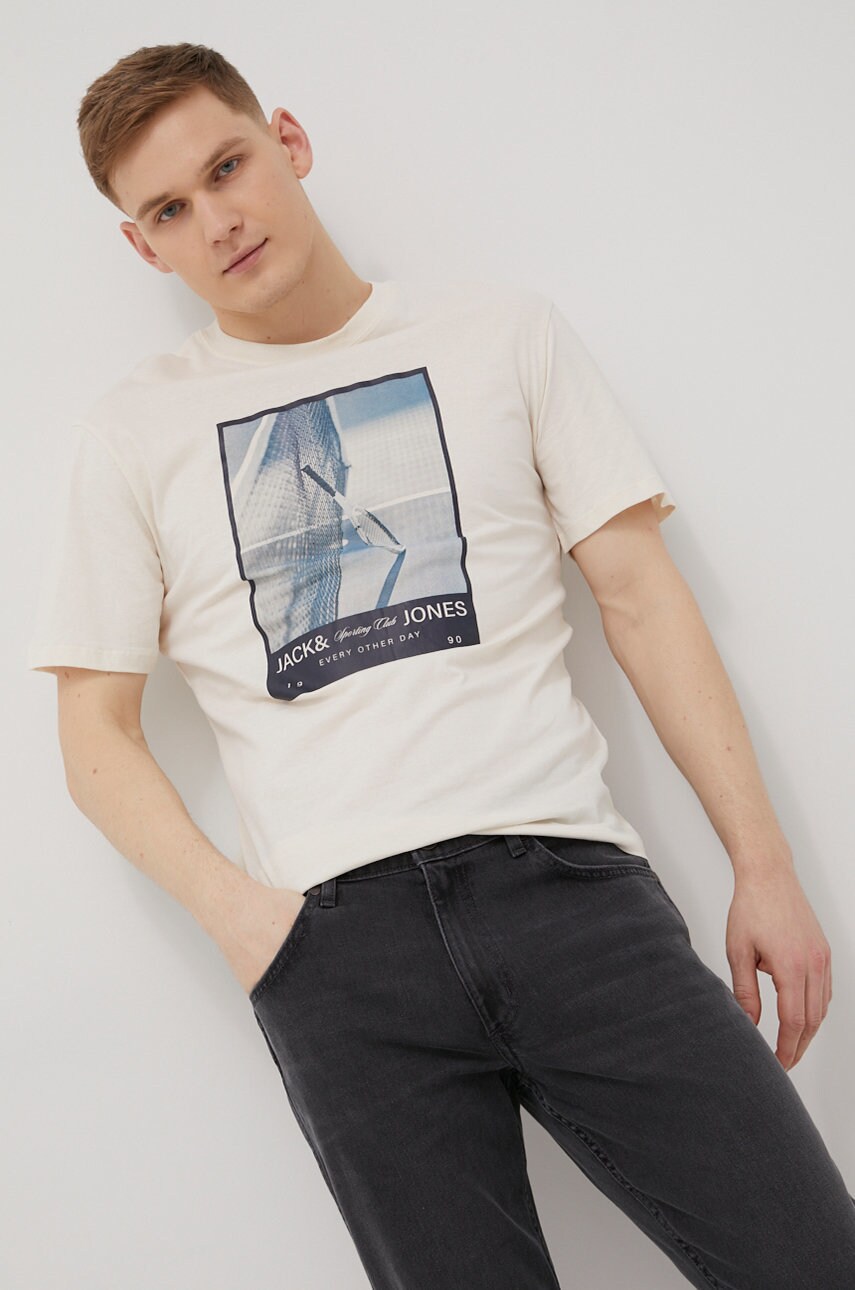 

Памучна тениска Jack & Jones в бежово с принт, Бежов