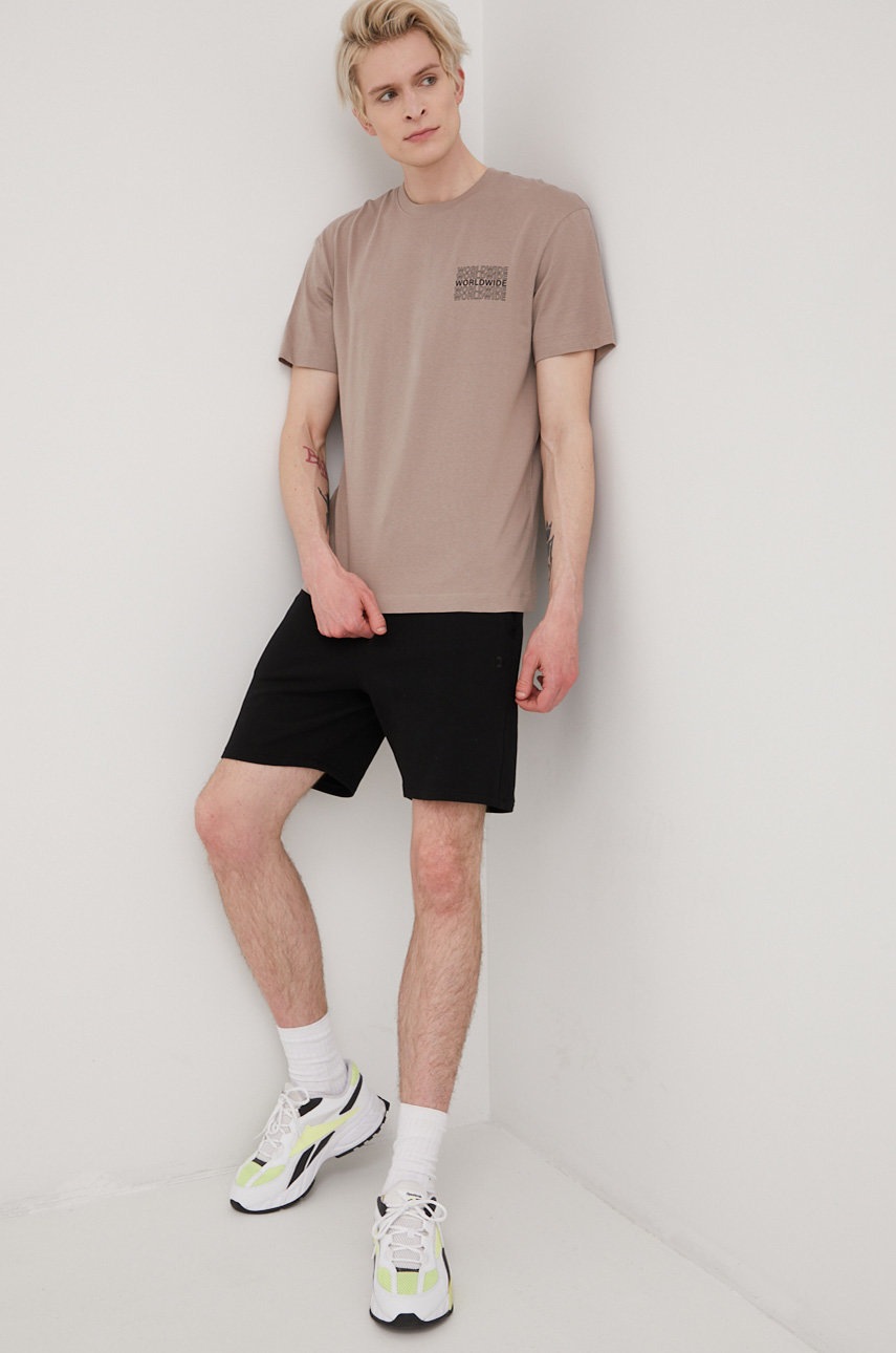

Хлопковая футболка Jack & Jones цвет бежевый с принтом
