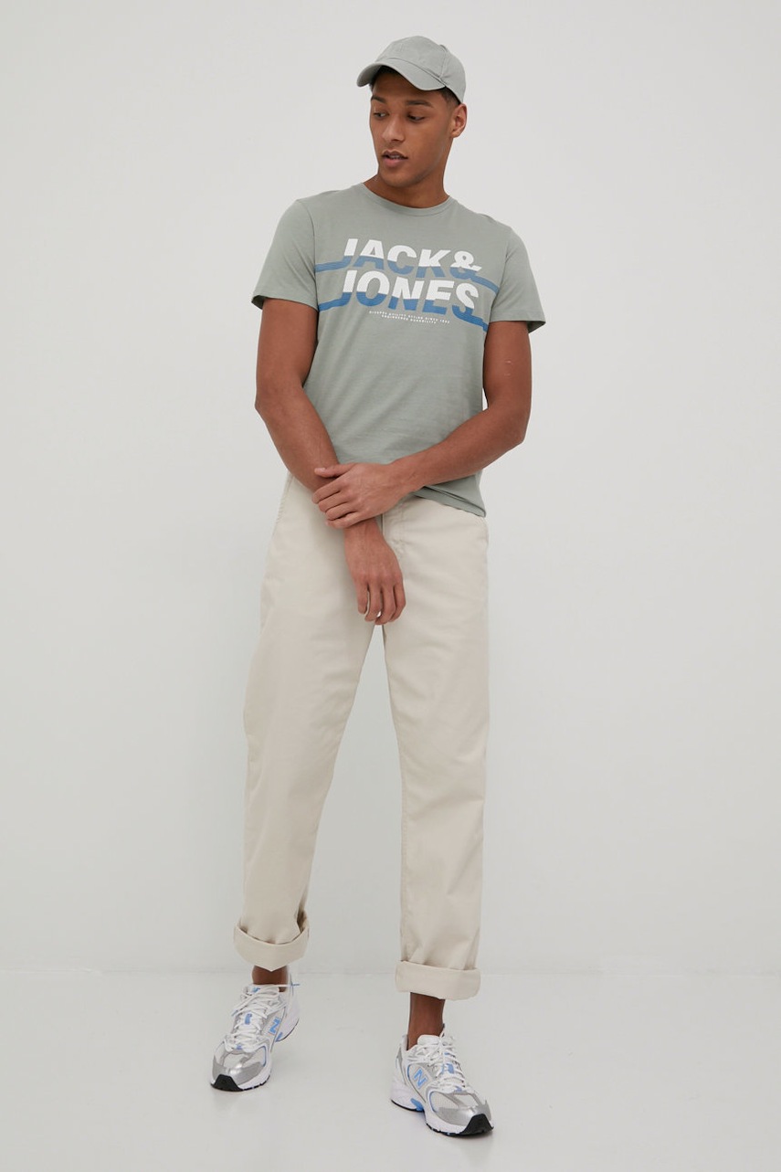

Хлопковая футболка Jack & Jones цвет зелёный с принтом