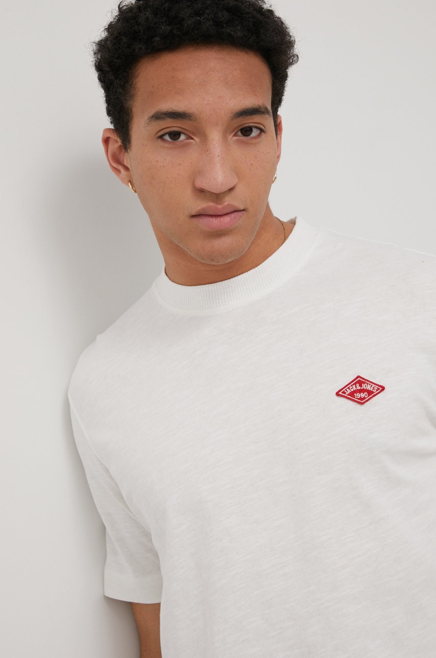 

Тениска Jack & Jones мъжки в бяло с изчистен дизайн, Бял