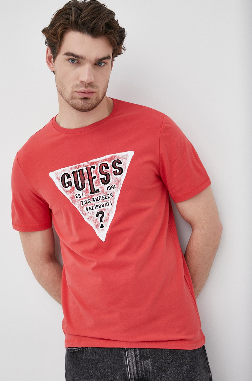 

Тениска Guess мъжки в червено с принт, Червен