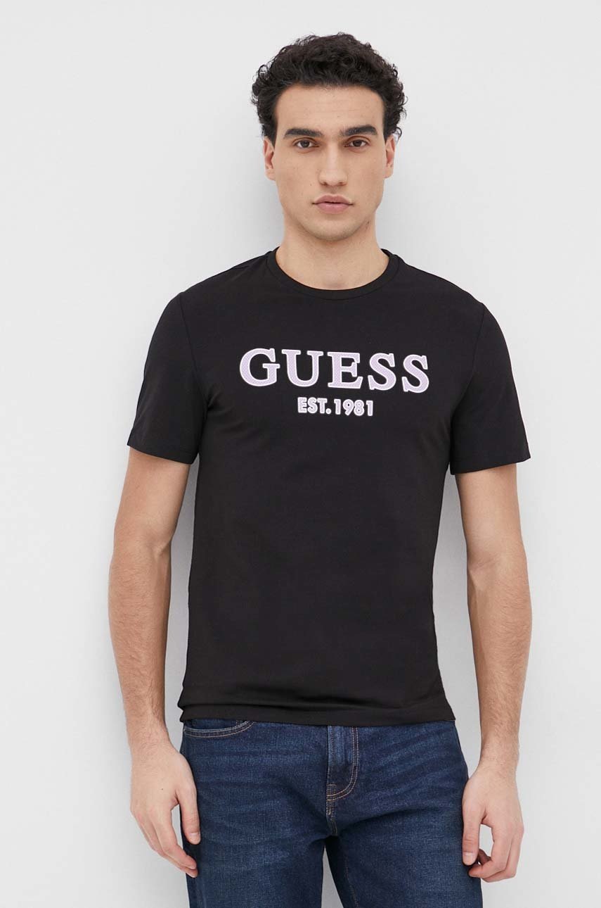 

Футболка Guess чоловічий колір чорний з принтом