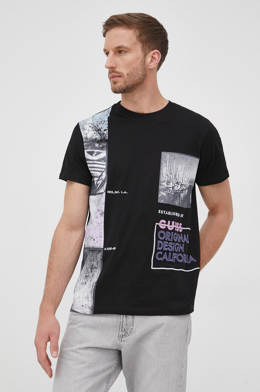 

Памучна тениска Guess в черно с апликация, Черен
