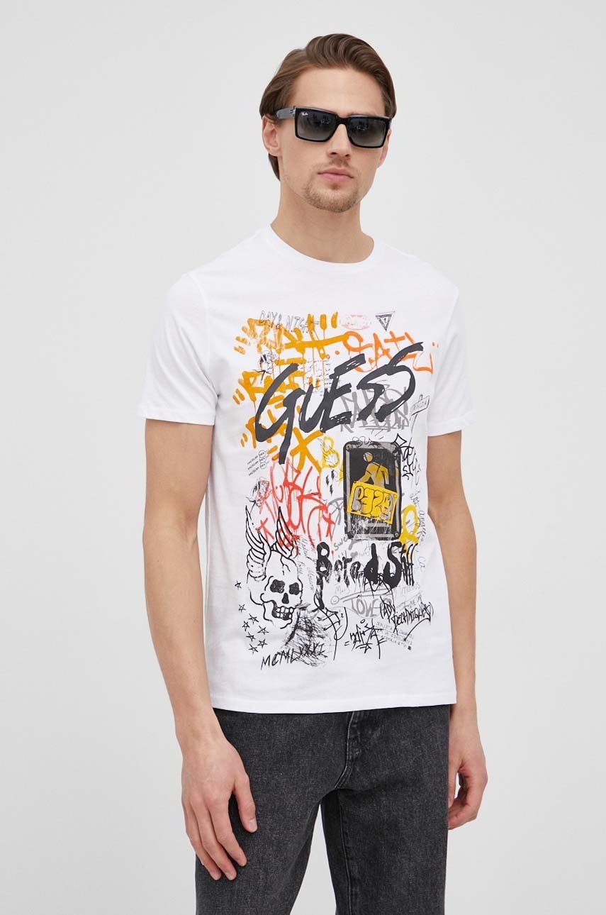 

Памучна тениска Guess в бяло с принт, Бял