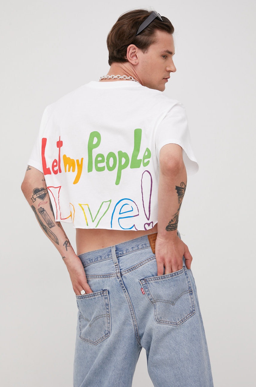 

Памучна тениска Levi's Pride в бяло с принт, Бял