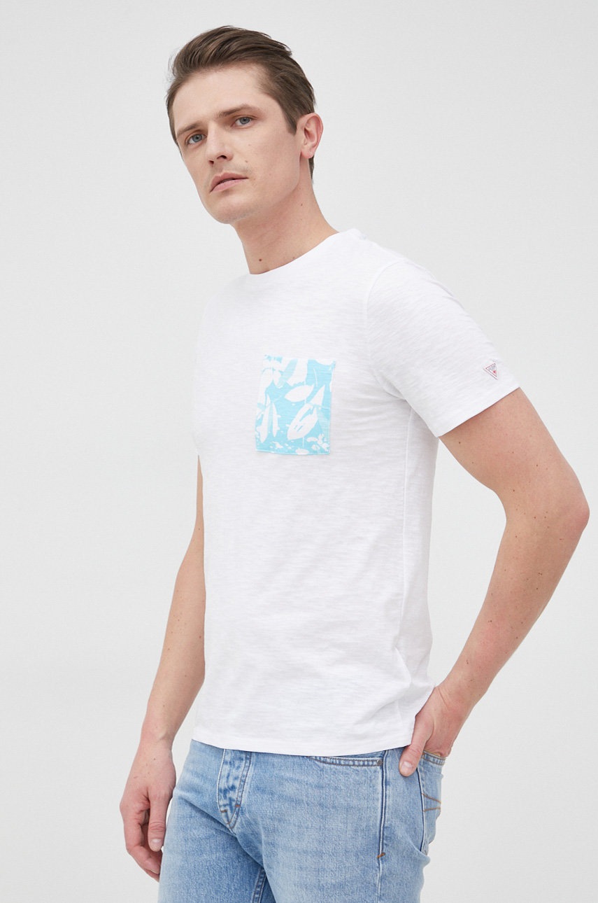 

Памучна тениска Guess в бяло, Бял