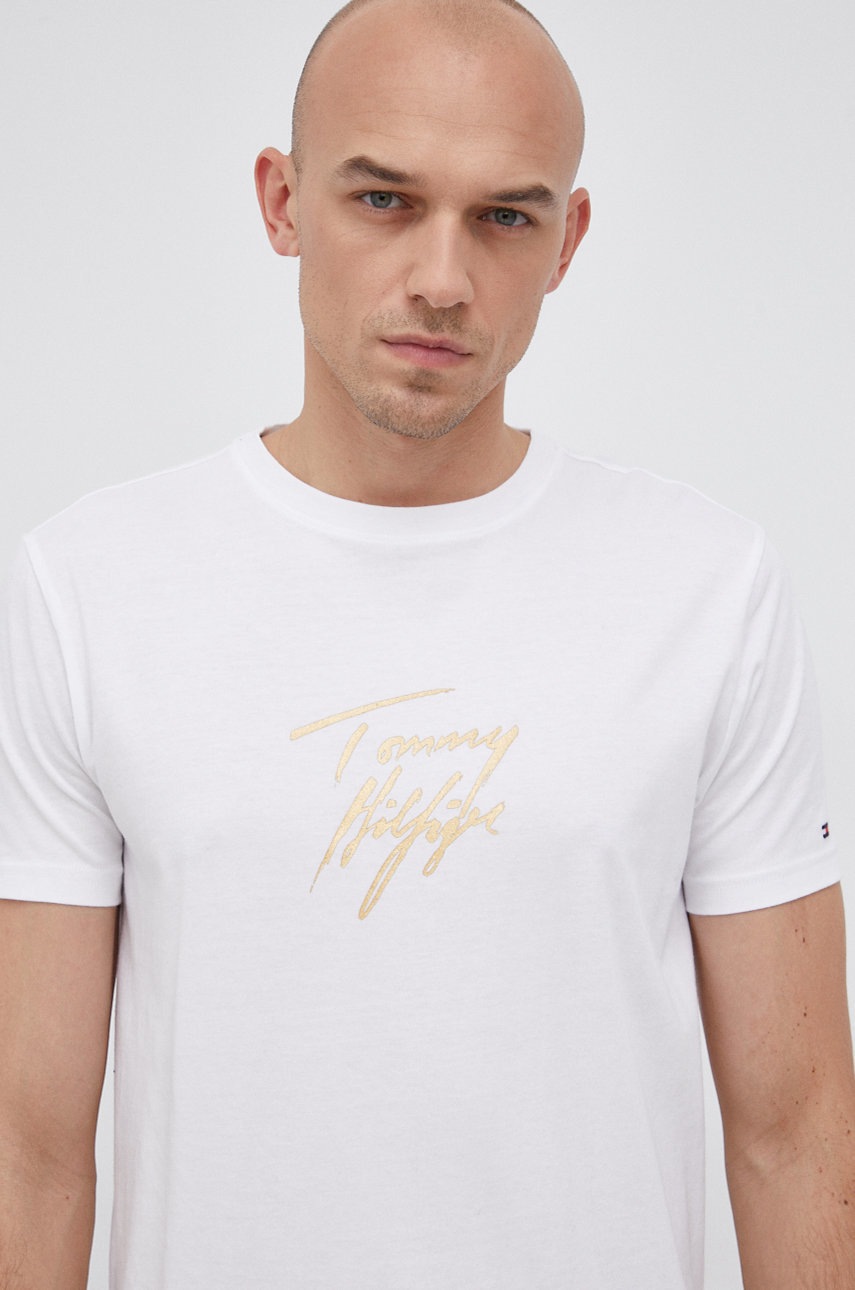 

Памучна тениска Tommy Hilfiger в бяло с принт, Бял