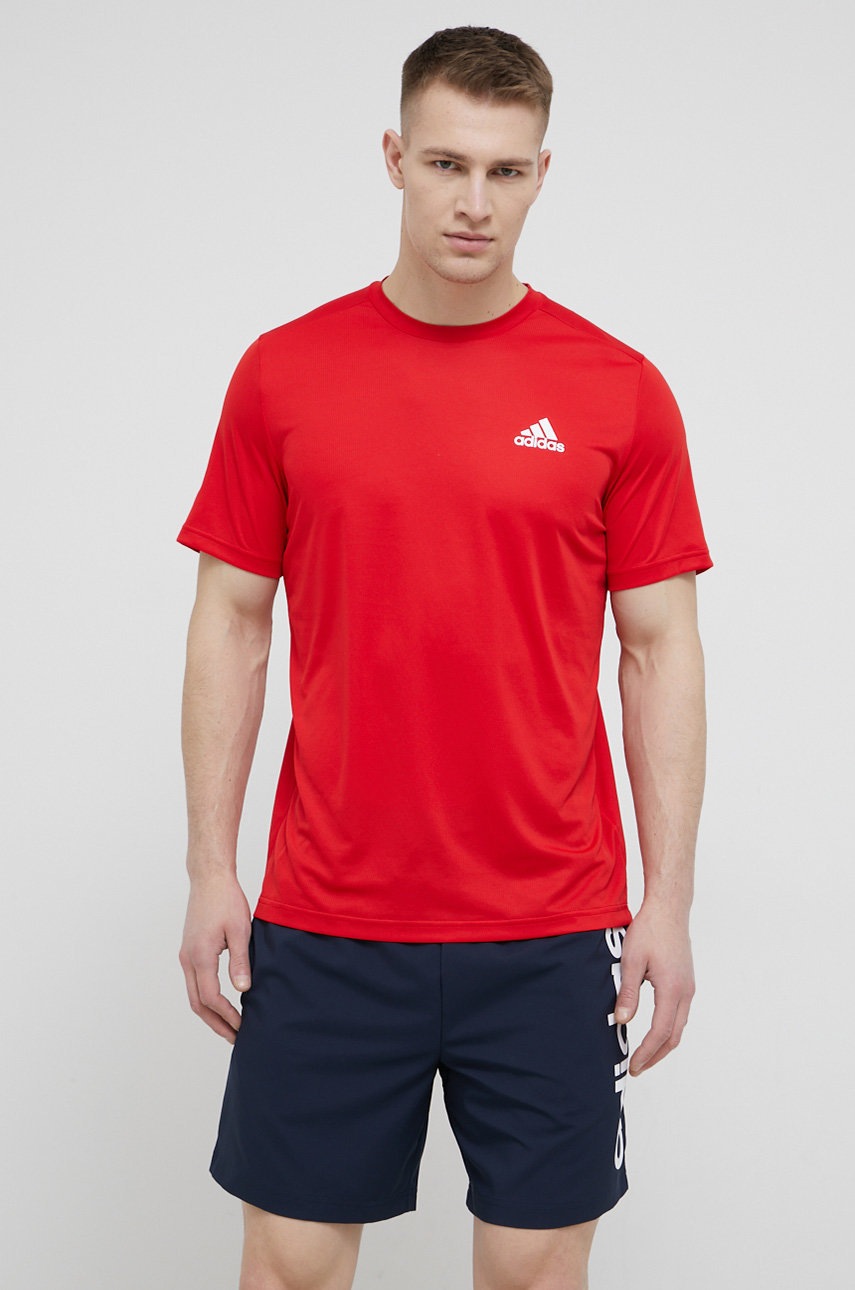 

Футболка для тренировок adidas цвет красный однотонный