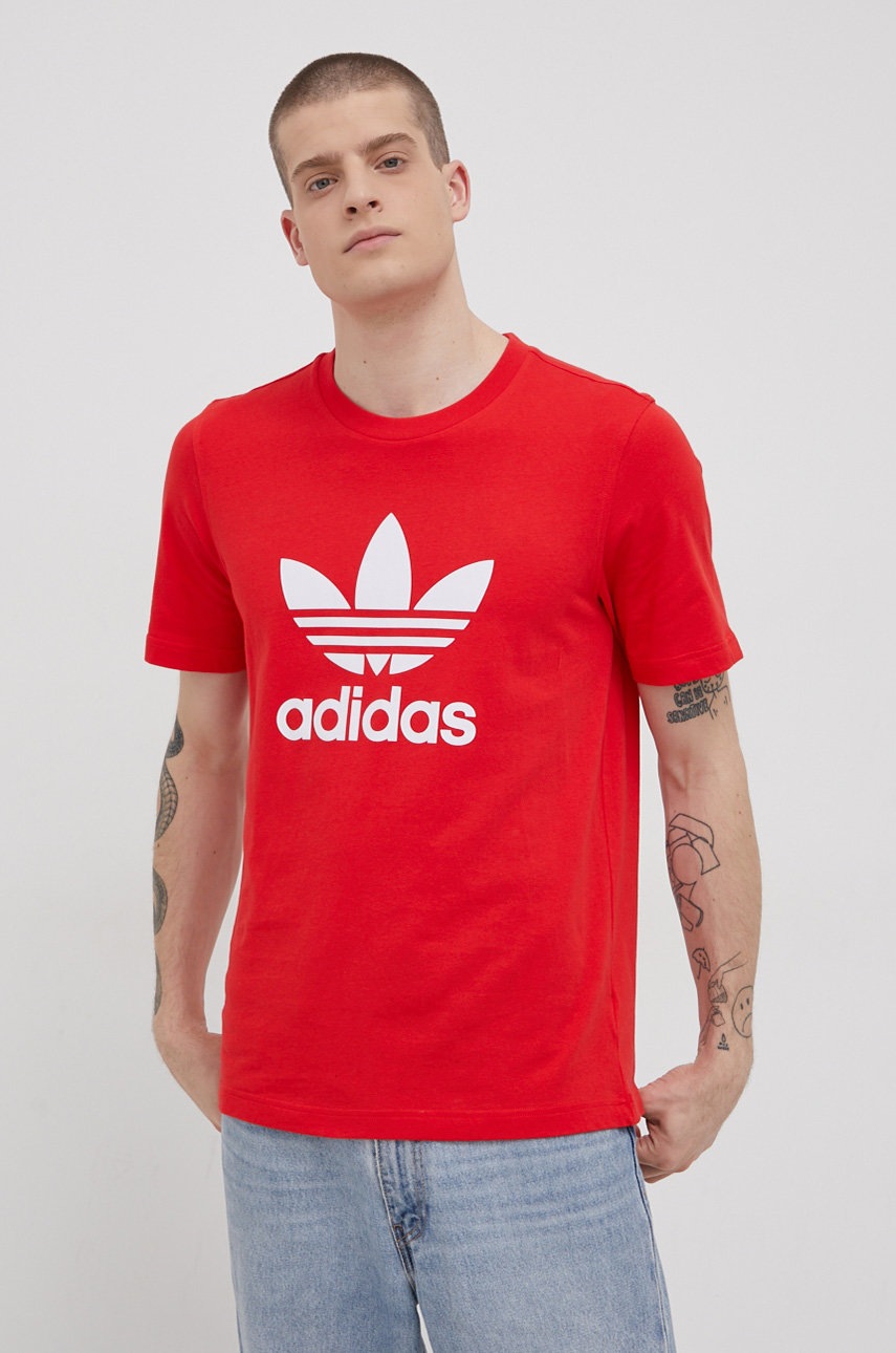 

Бавовняна футболка adidas Originals HE9511 колір червоний з принтом