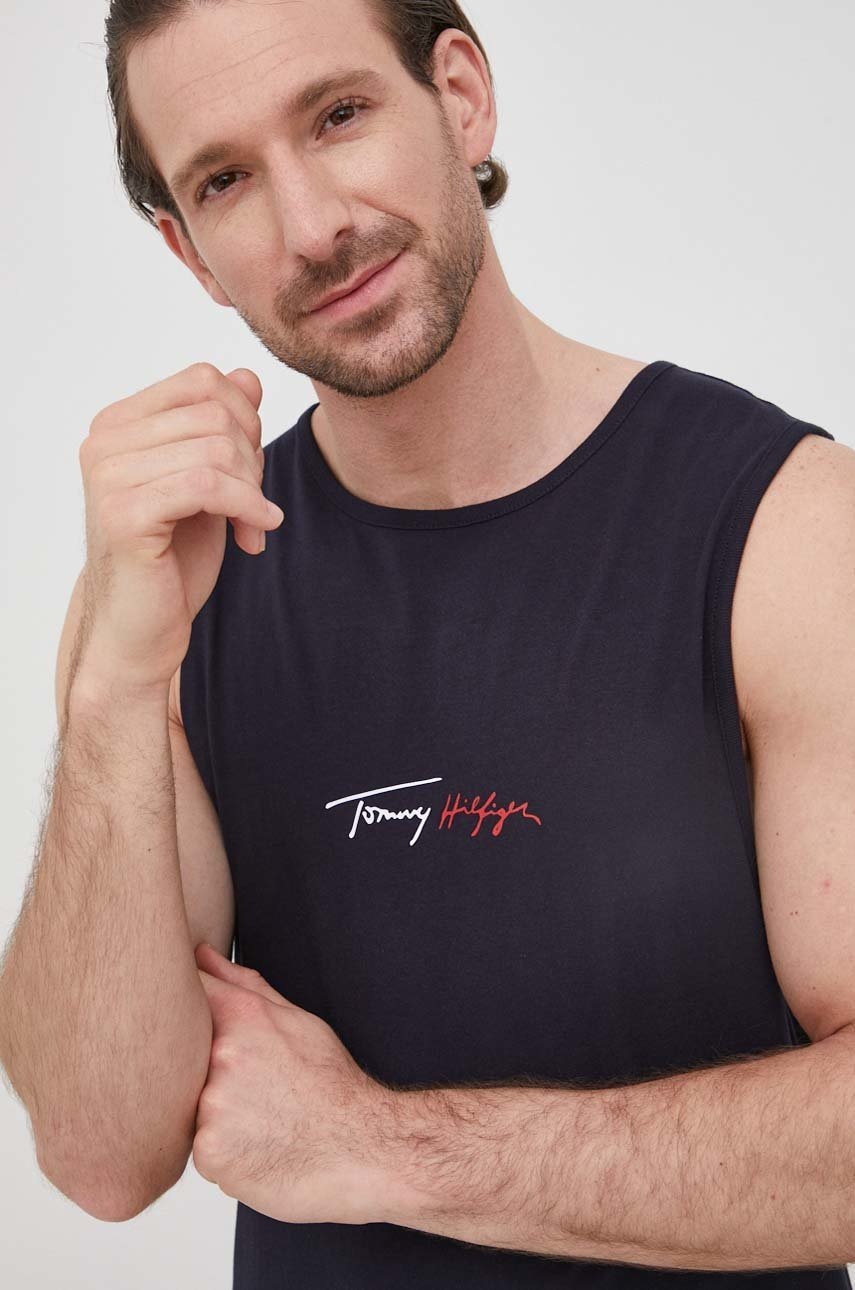 

Памучна тениска Tommy Hilfiger в тъмносиньо, Тъмносин