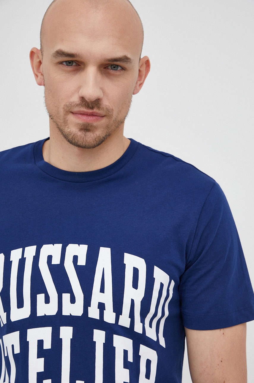 

Памучна тениска Trussardi в тъмносиньо с принт, Тъмносин