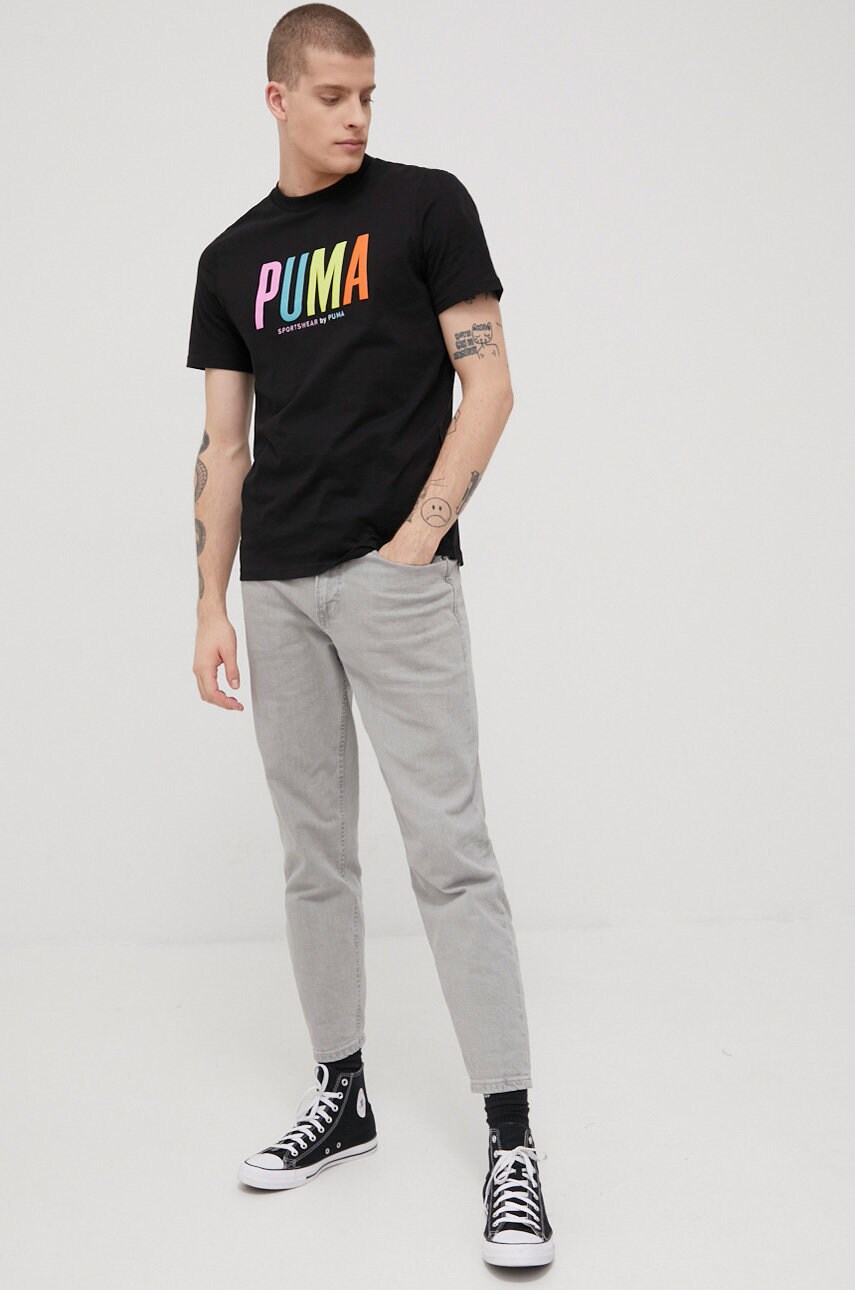 

Хлопковая футболка Puma 533623 цвет чёрный с аппликацией