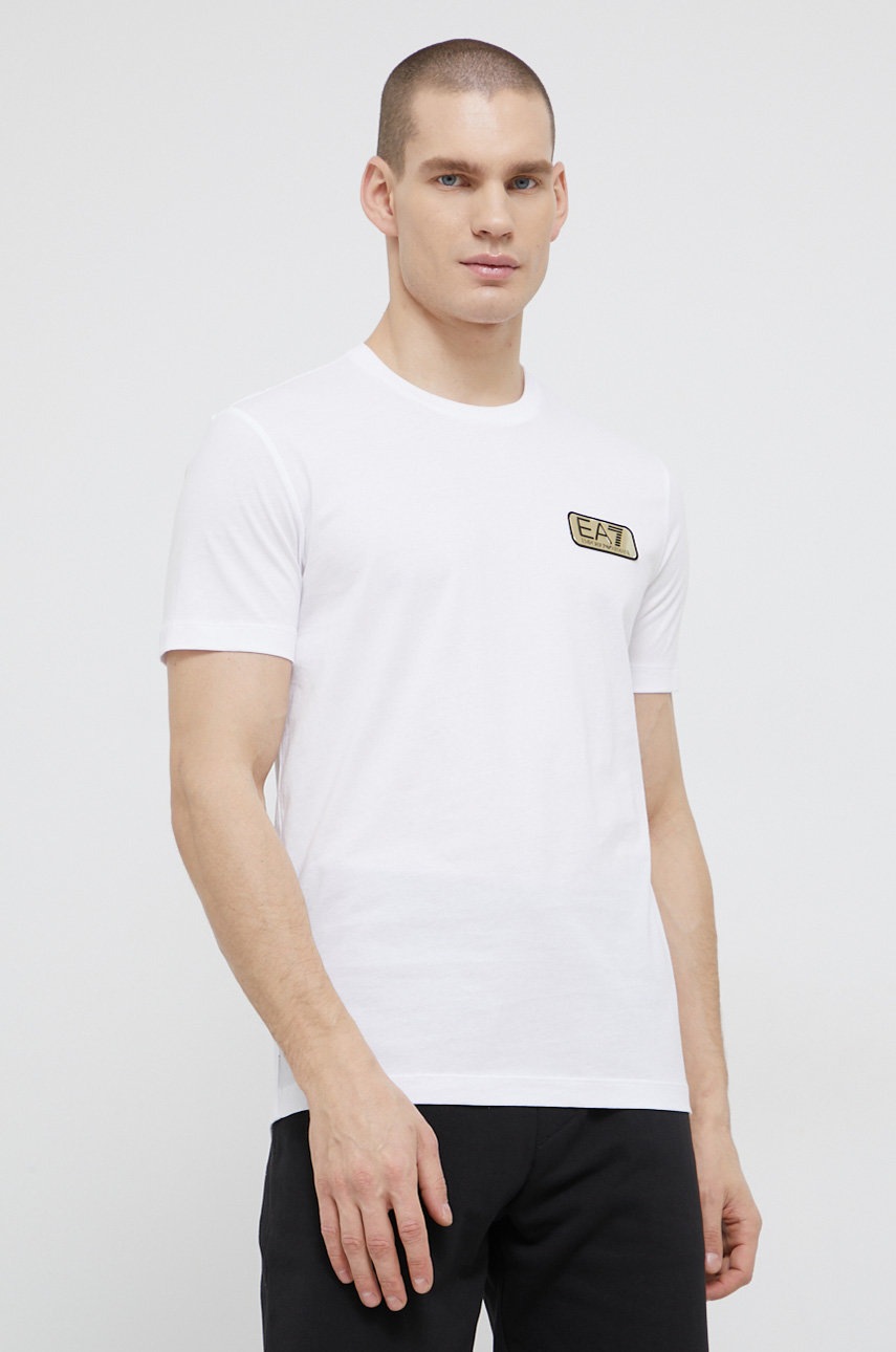

Памучна тениска EA7 Emporio Armani в бяло с апликация, Бял