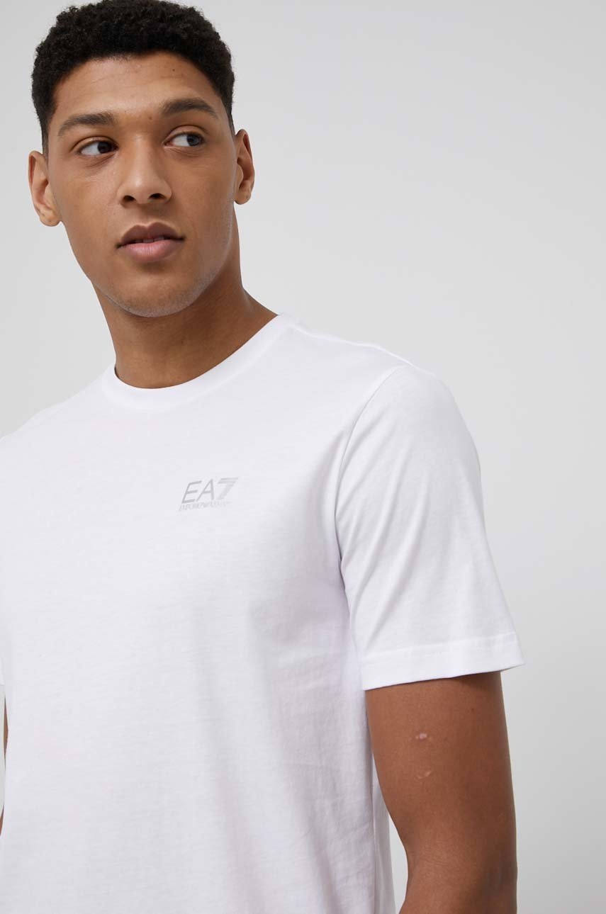 

Памучна тениска EA7 Emporio Armani в бяло с принт, Бял