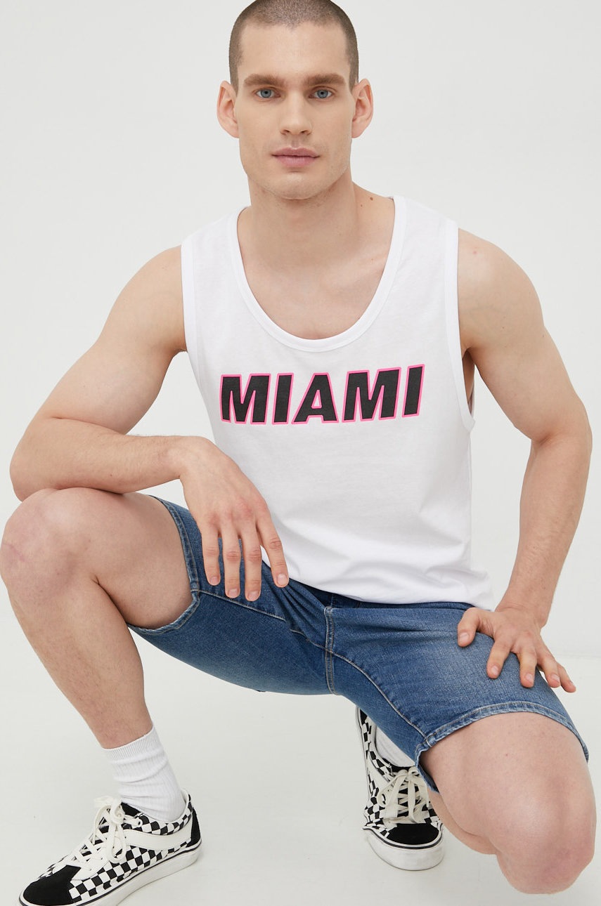 

Памучна тениска Jack & Jones в бяло, Бял