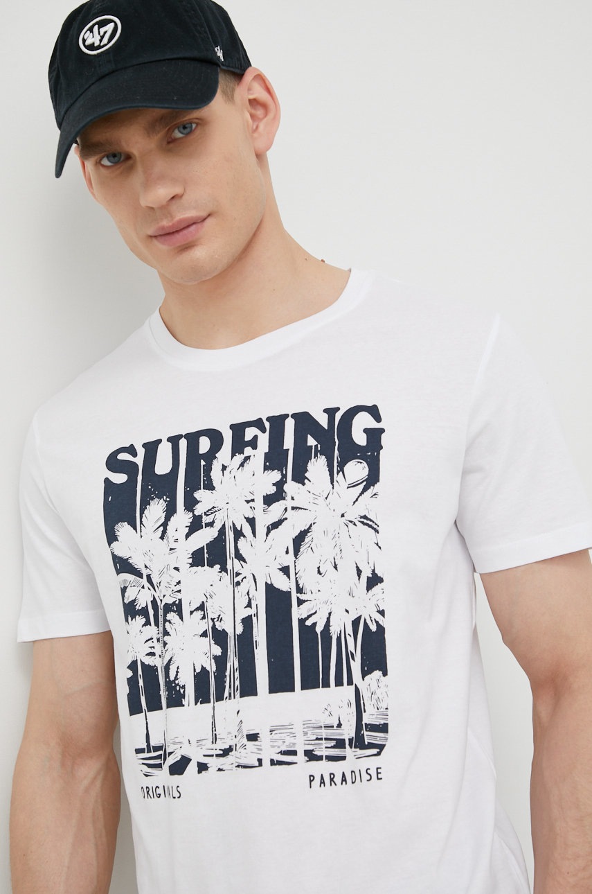 

Памучна тениска Jack & Jones в бяло с принт, Бял