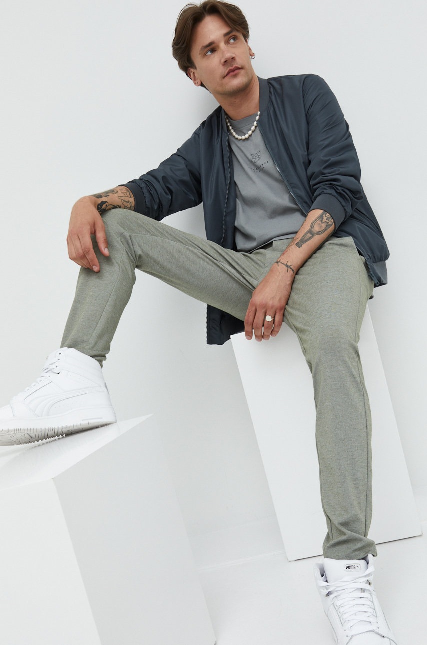 

Хлопковая футболка Premium by Jack&Jones цвет серый с принтом