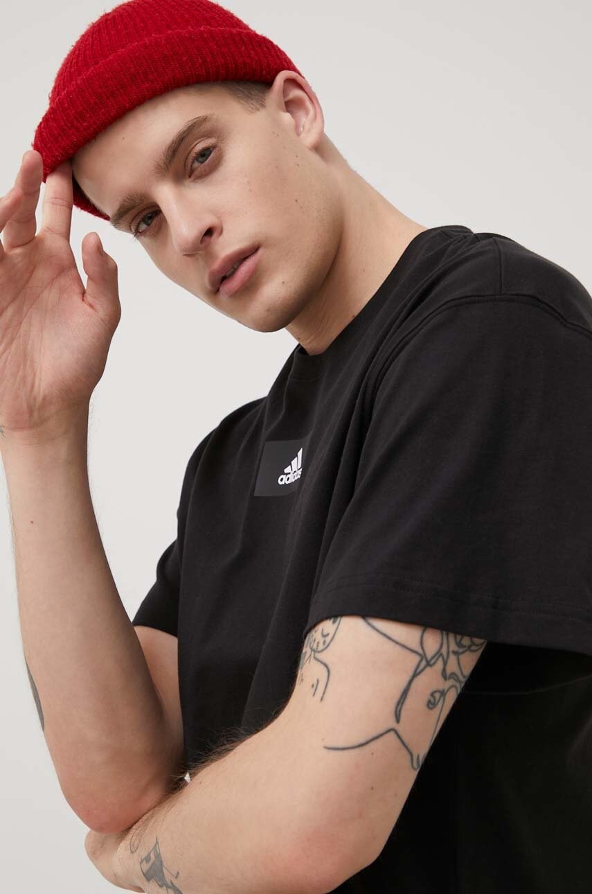 Adidas tricou din bumbac he4361 culoarea negru, cu imprimeu