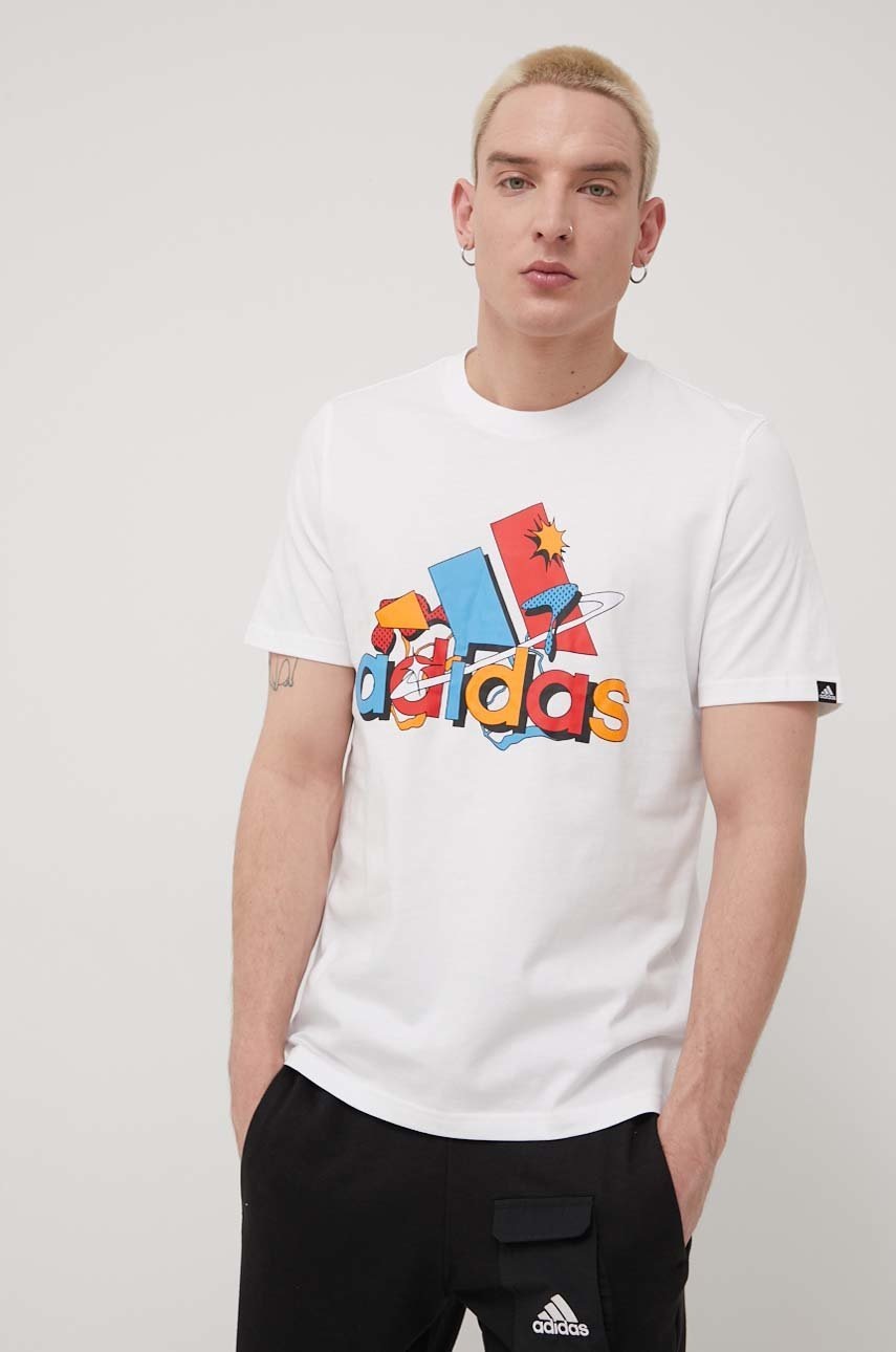 

Памучна тениска adidas HE4808 в бяло с принт, Бял