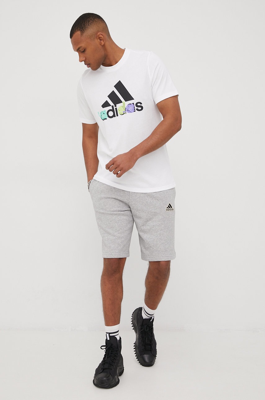 

Памучна тениска adidas HE4838 в бяло с принт, Бял