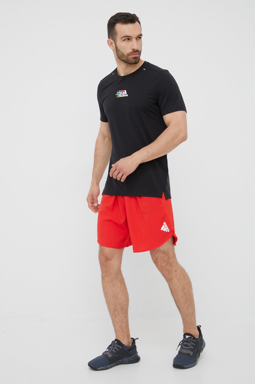 

Бігова футболка adidas Performance Signature H58601 колір чорний з принтом