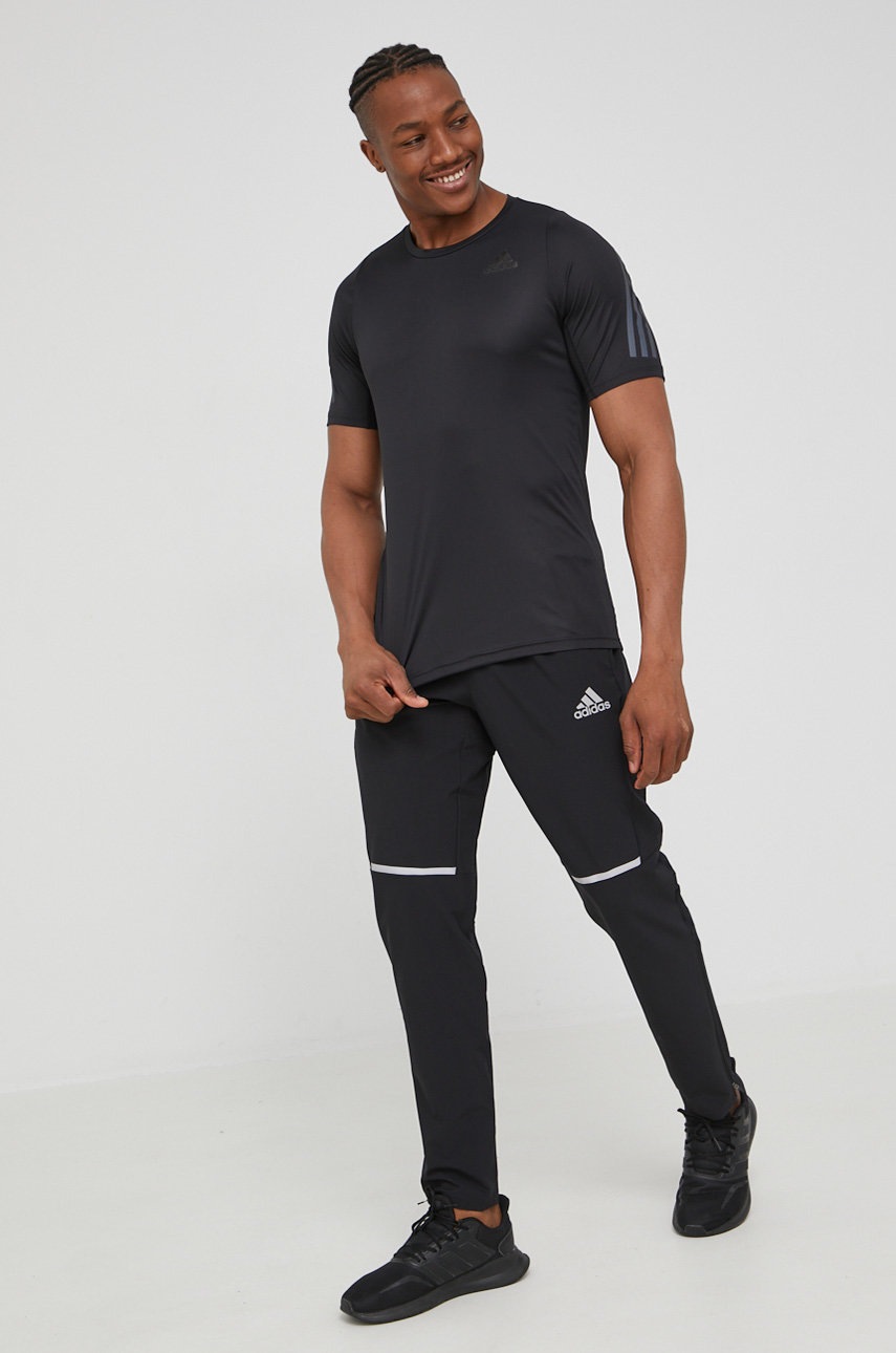 

Футболка для бега adidas Performance Run Icon HE2474 цвет чёрный с принтом