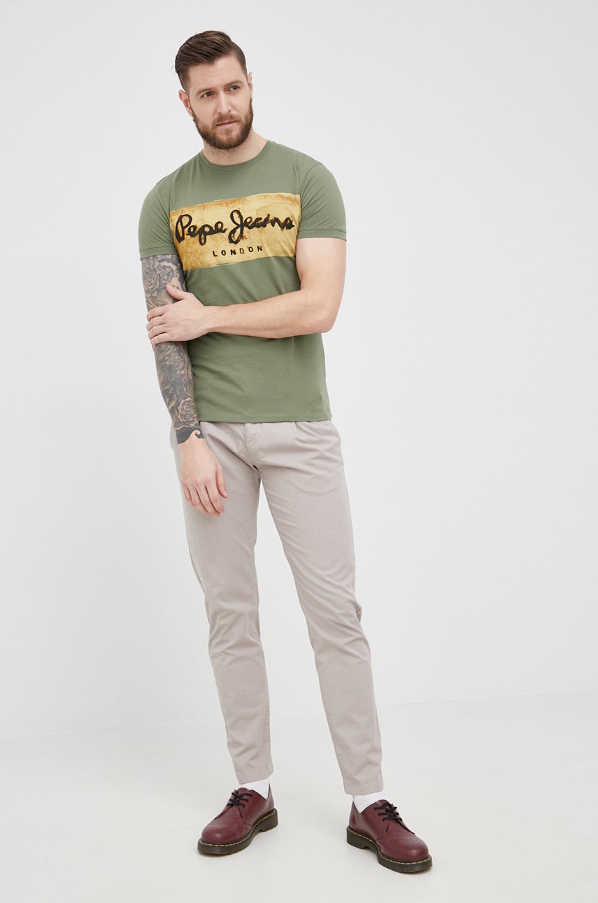 

Бавовняна футболка Pepe Jeans Charing N колір зелений з принтом