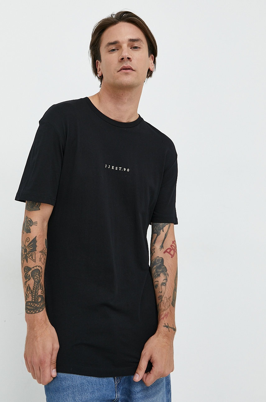 

Памучна тениска Jack & Jones в черно с апликация, Черен