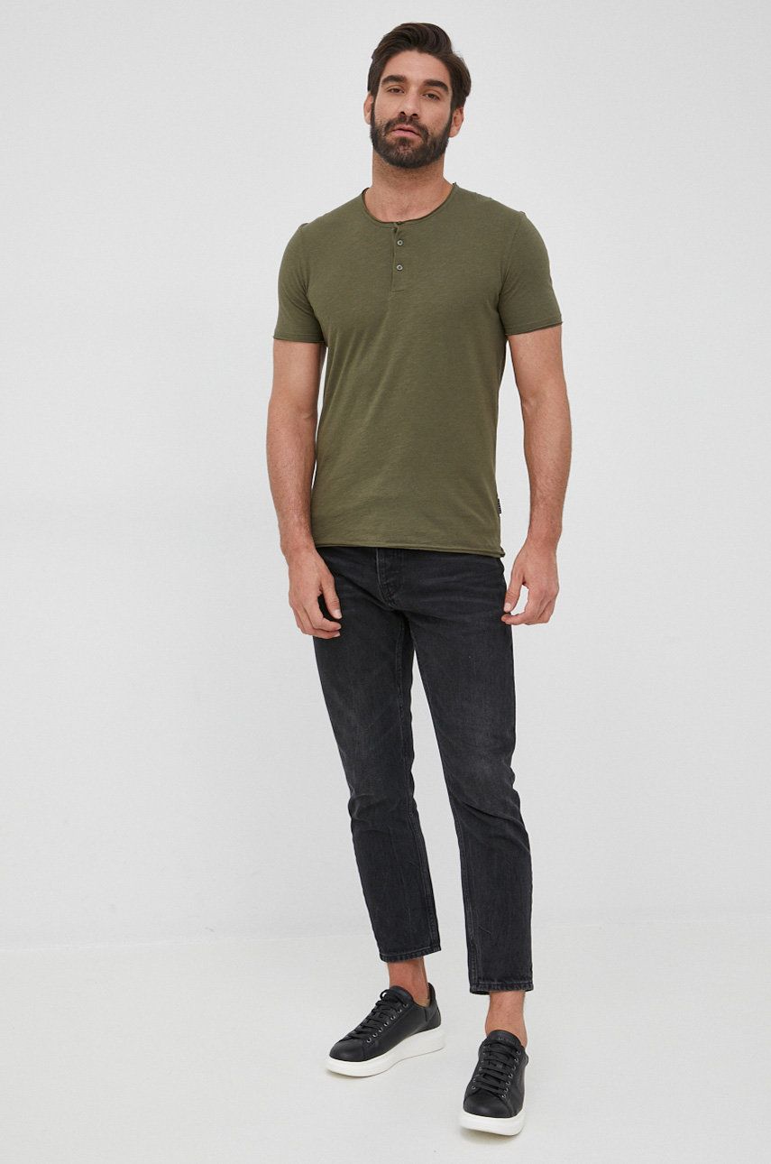 Sisley tricou din bumbac culoarea verde, neted 2023 ❤️ Pret Super answear imagine noua 2022