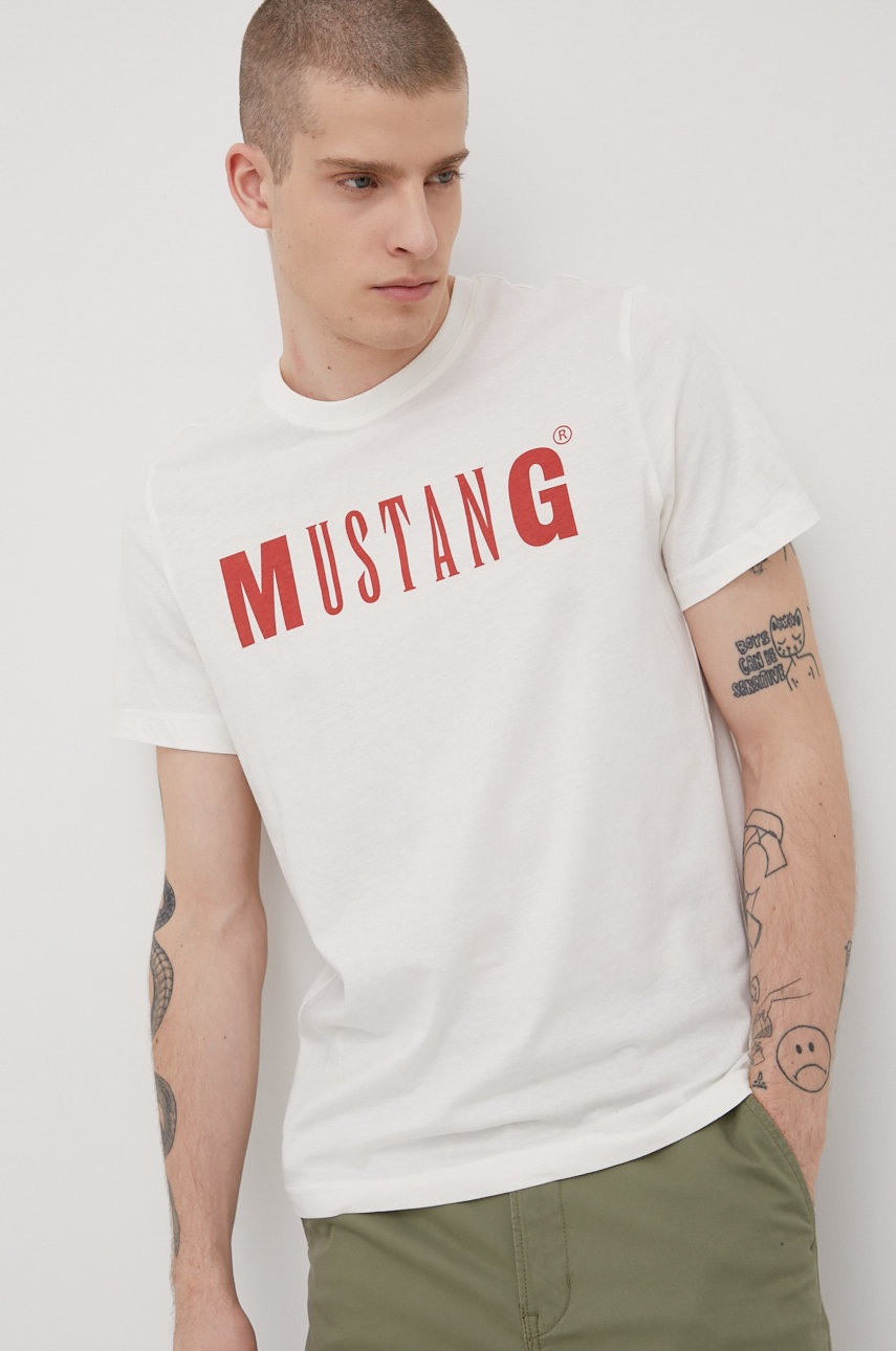 

Памучна тениска Mustang в бежово с принт, Бежов