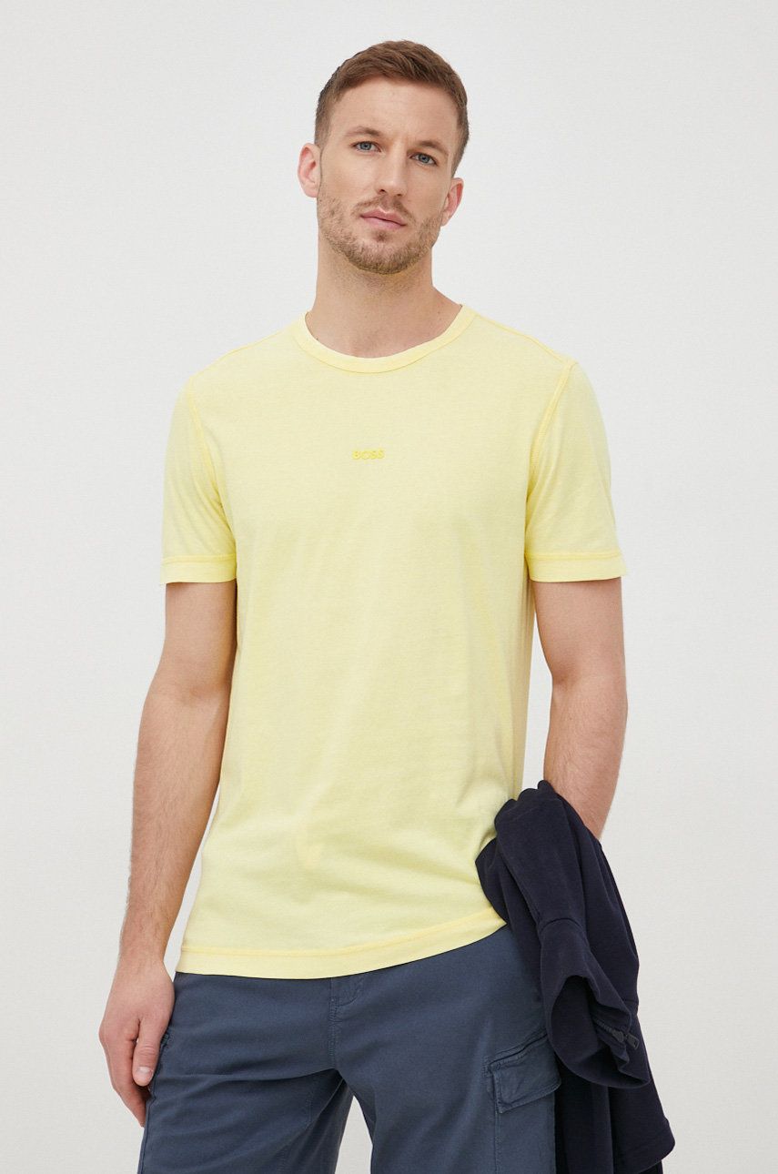 BOSS t-shirt bawełniany BOSS CASUAL kolor żółty gładki