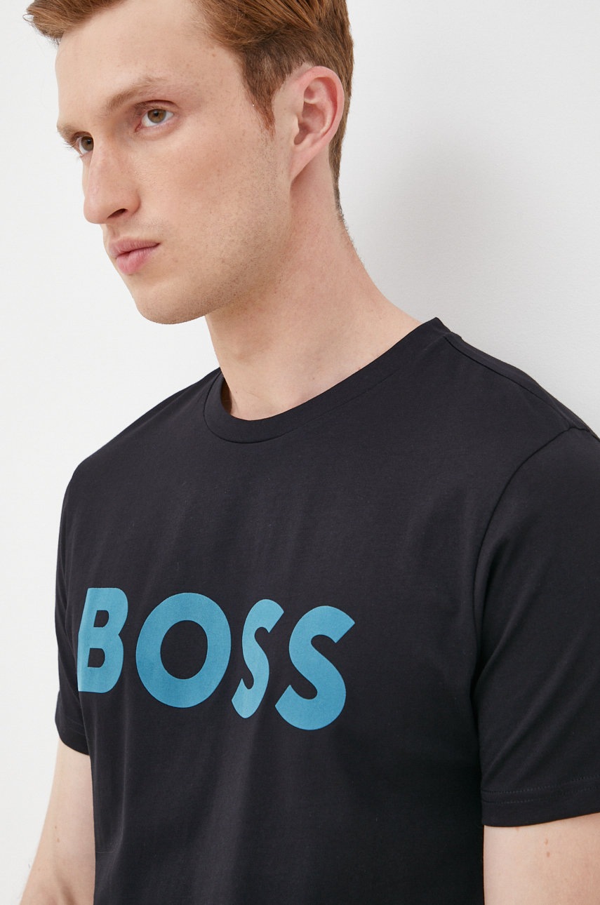 

Памучна тениска BOSS Boss Casual в черно с принт, Черен