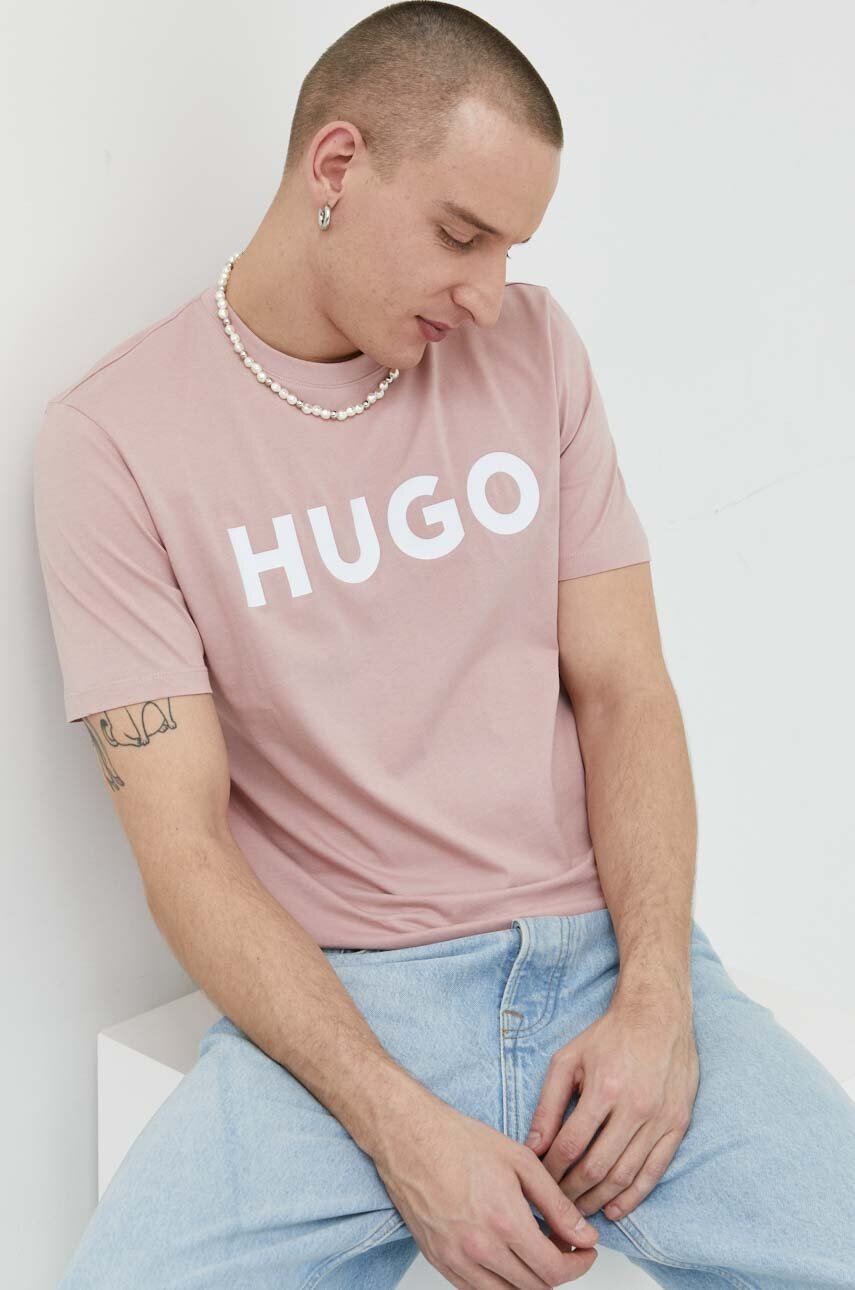

Хлопковая футболка HUGO цвет розовый с принтом