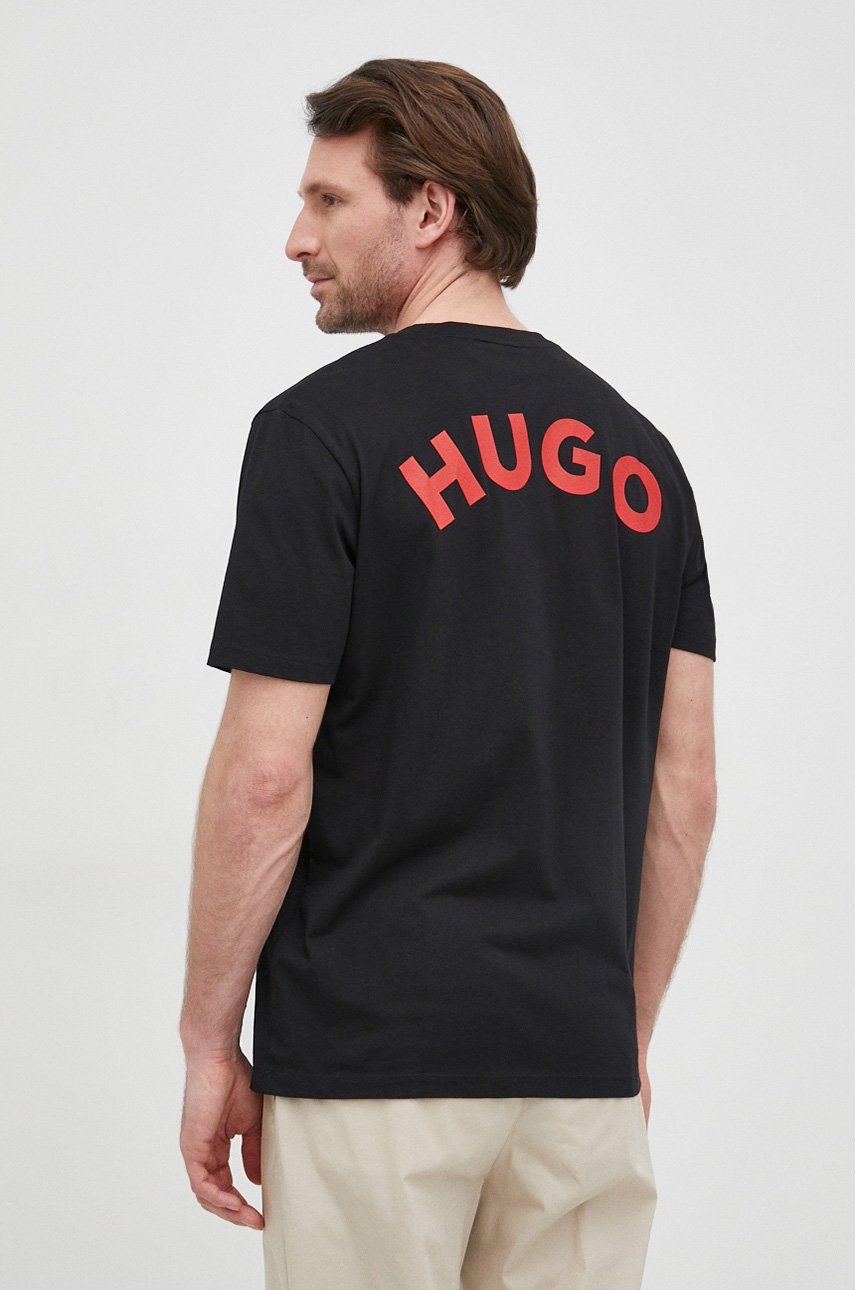 

Памучна тениска HUGO в черно с принт, Черен