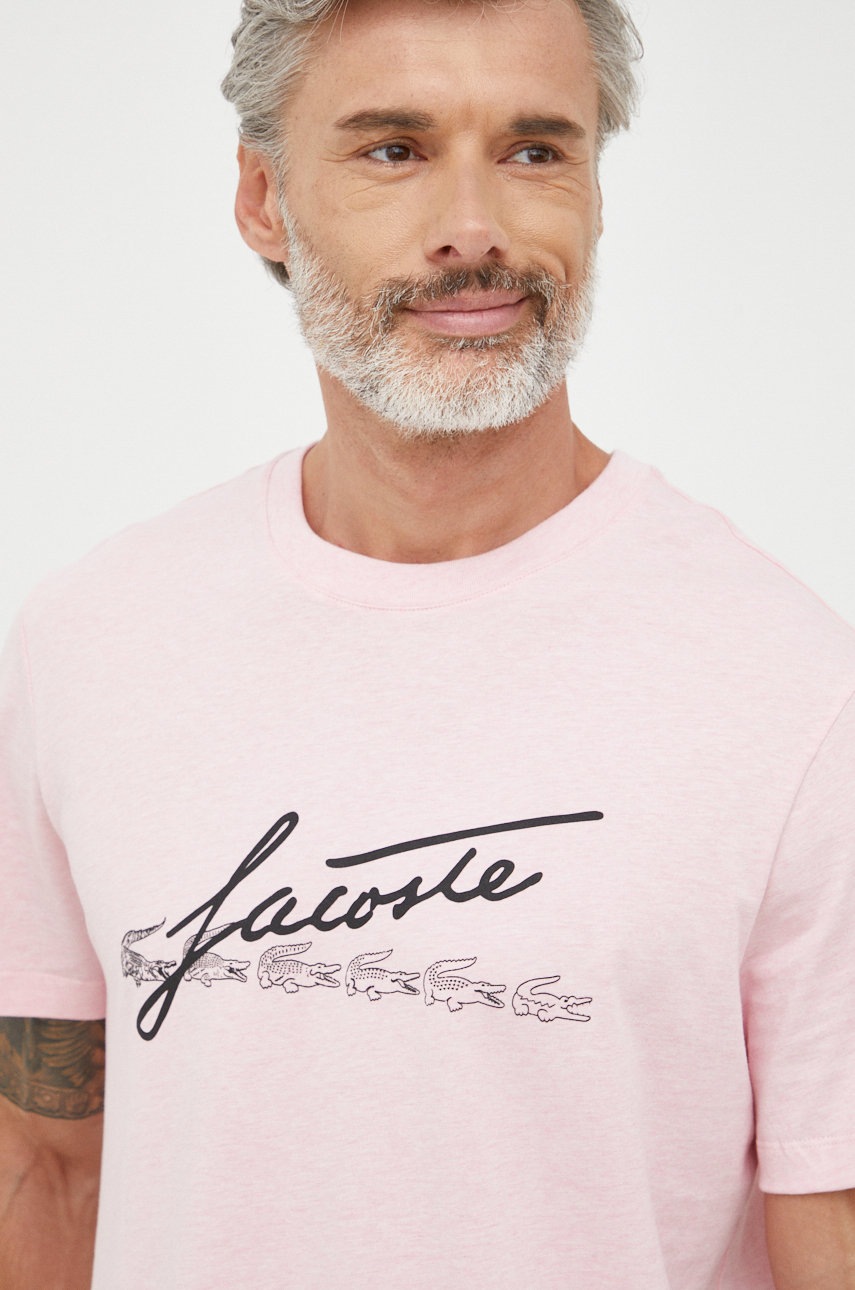

Памучна тениска Lacoste в розово с принт, Розов