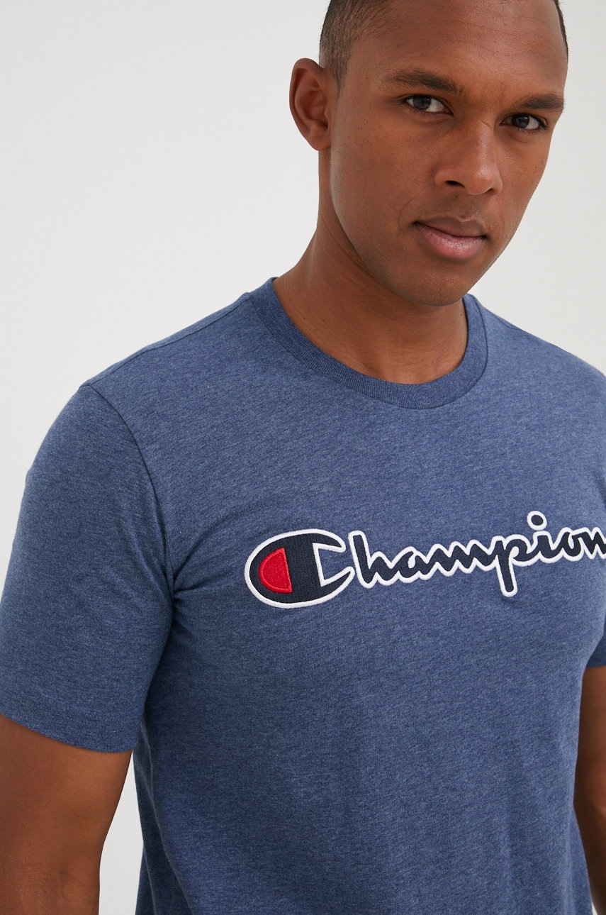

Памучна тениска Champion 217814 в тъмносиньо с апликация, Син