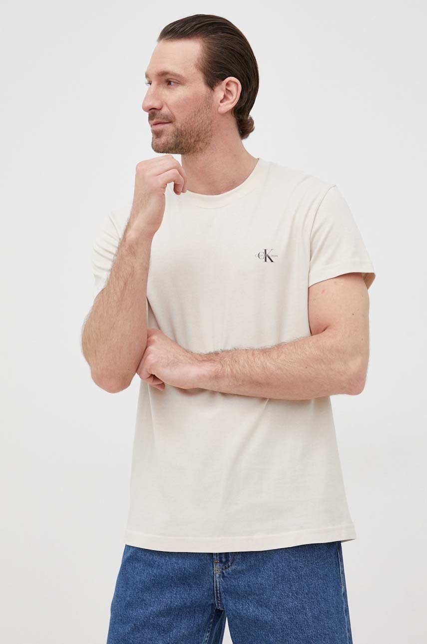 bavlnene-tricko-calvin-klein-jeans-2-pack-bezova-barva-s-potiskem