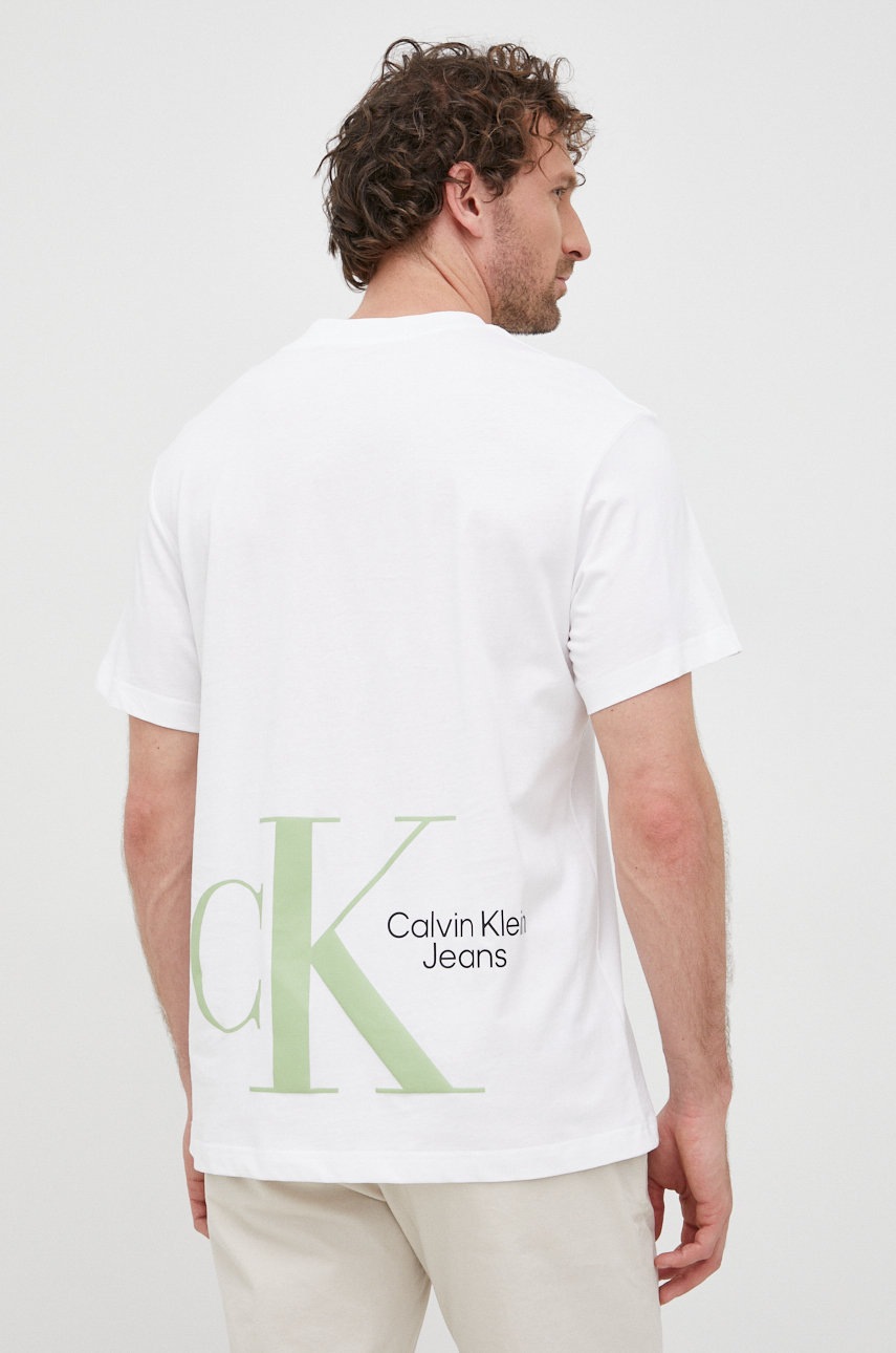 

Памучна тениска Calvin Klein Jeans в бяло с принт, Бял