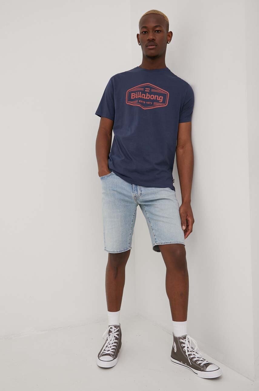 

Хлопковая футболка Billabong цвет синий с принтом