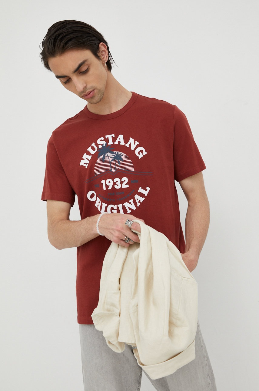 Mustang tricou din bumbac culoarea maro, cu imprimeu