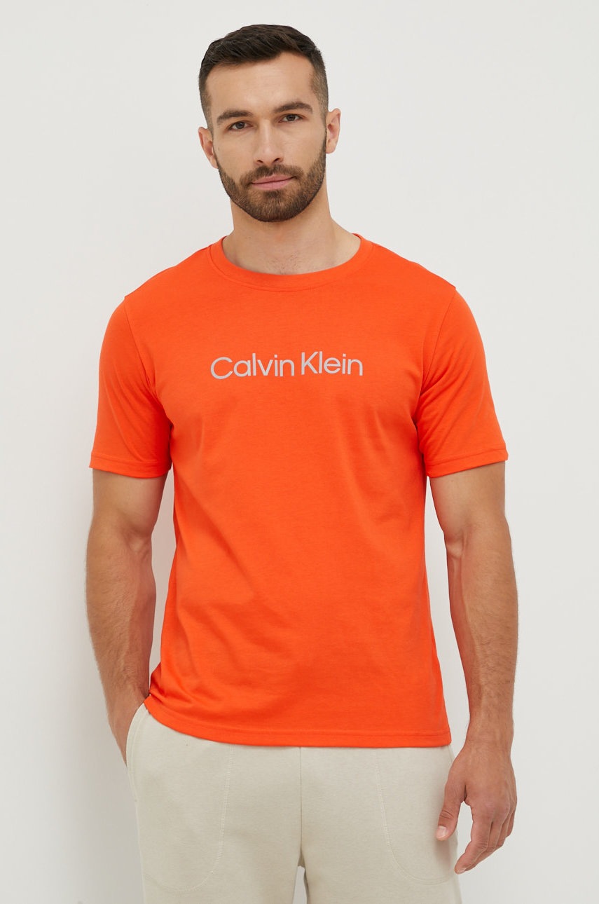 

Тениска за трениране Calvin Klein Performance Ck Essentials в оранжево с принт, Оранжев