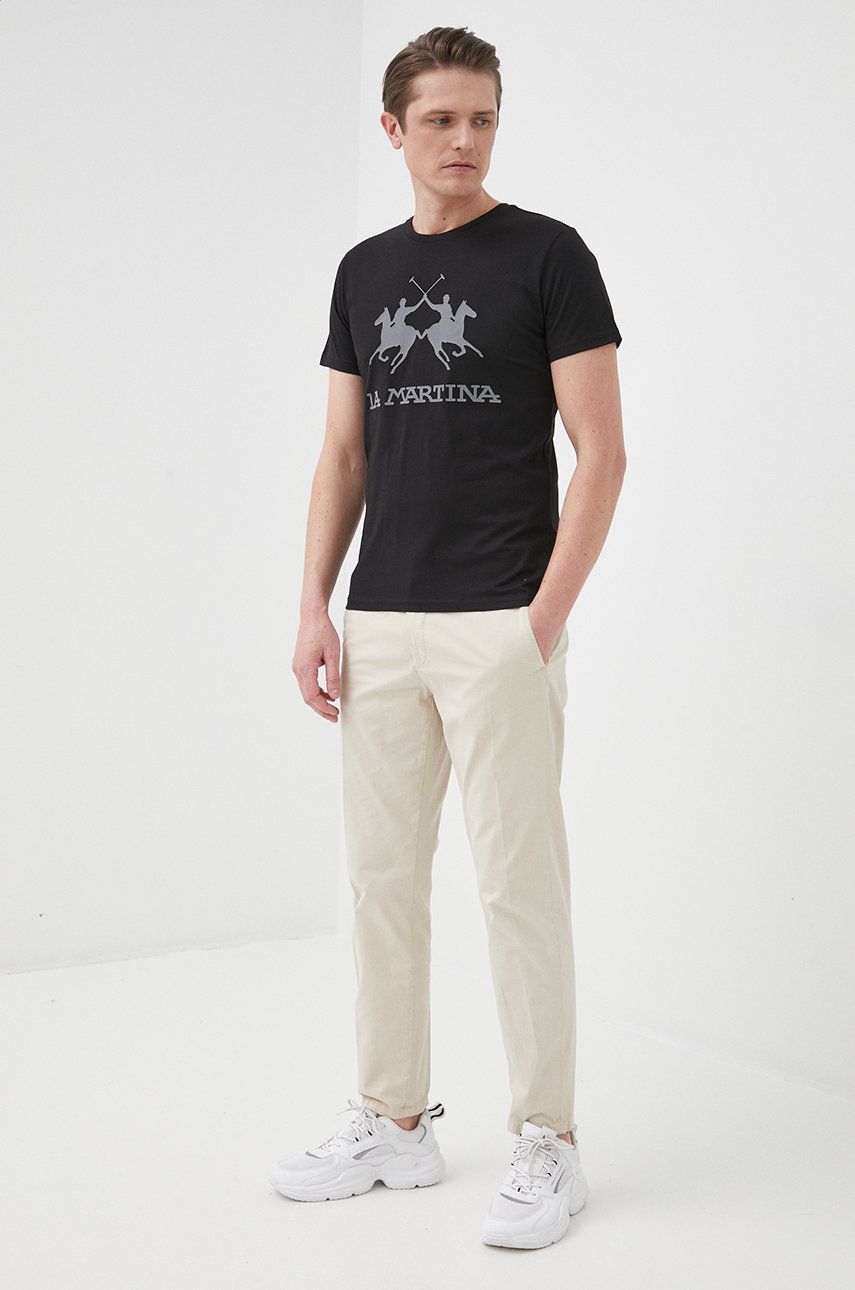 Bavlněné tričko La Martina černá barva, s aplikací - černá -  100% Bavlna