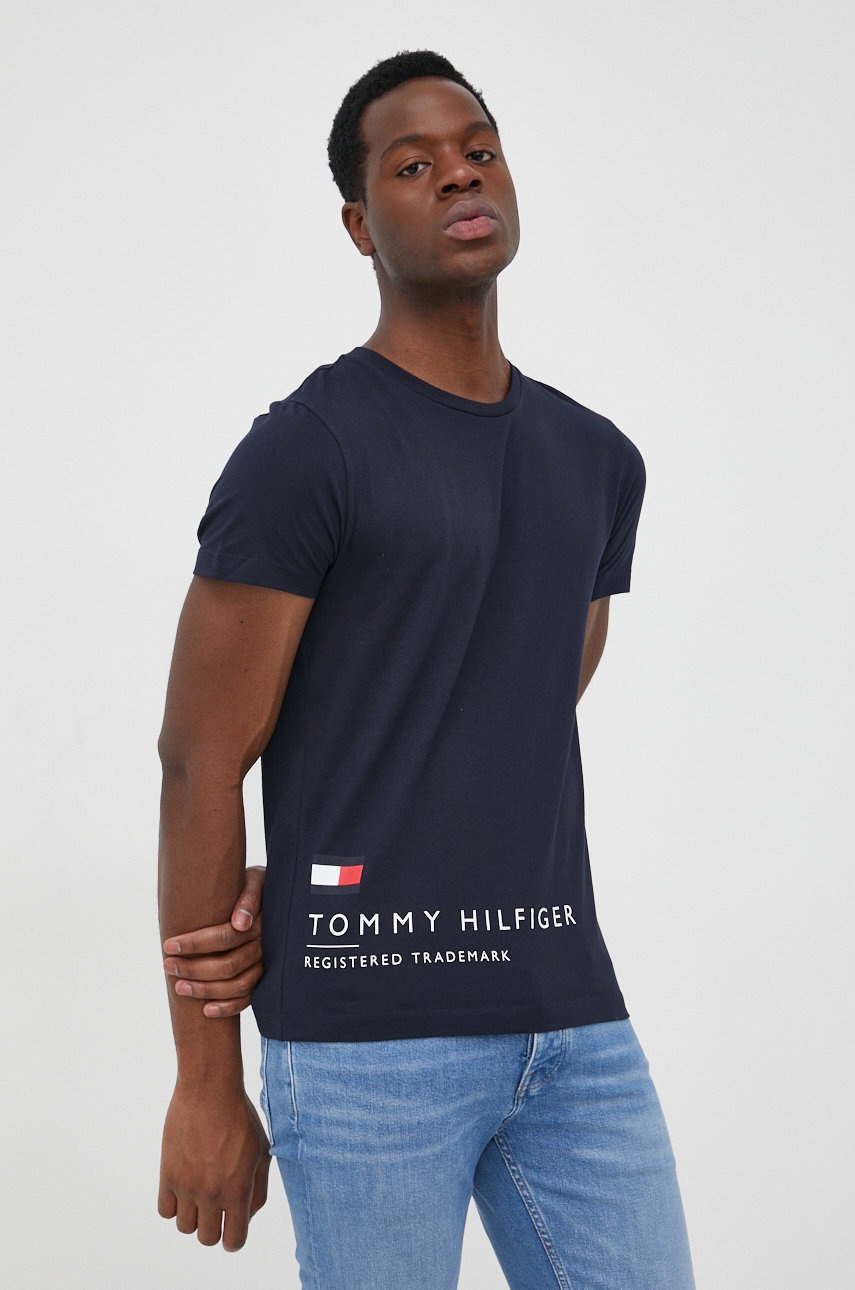 

Памучна тениска Tommy Hilfiger в тъмносиньо с принт, Тъмносин