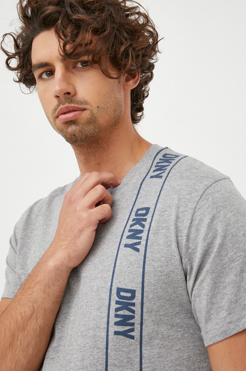 Dkny tricou din bumbac culoarea gri, cu imprimeu