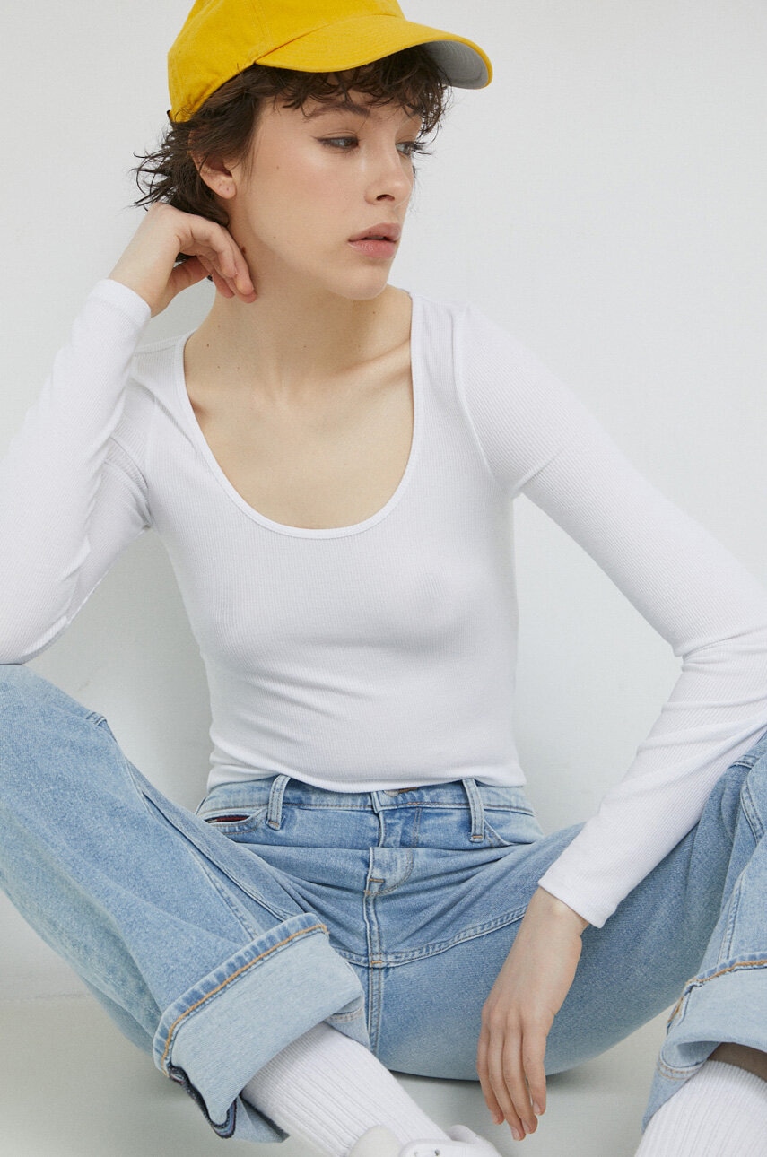 Abercrombie & Fitch longsleeve femei, culoarea alb