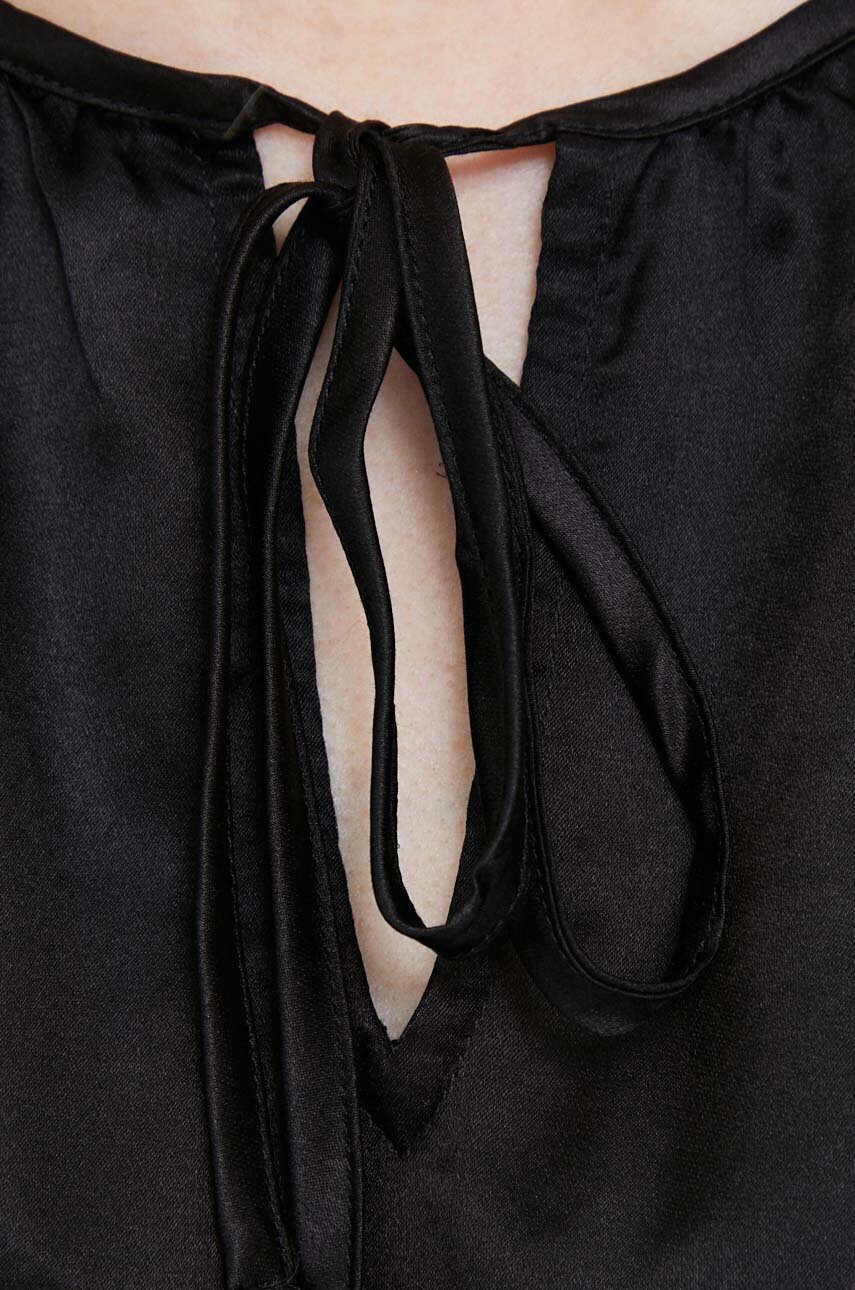 Μπλούζα με μείγμα μεταξιού DKNY χρώμα: μαύρο φωτογραφία