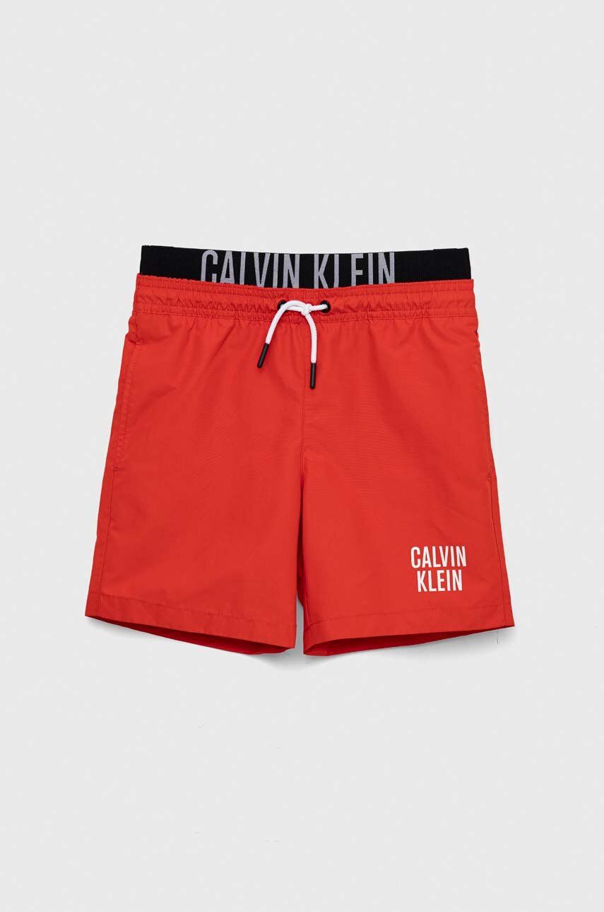 Dětské plavkové šortky Calvin Klein Jeans červená barva - červená -  100 % Polyester