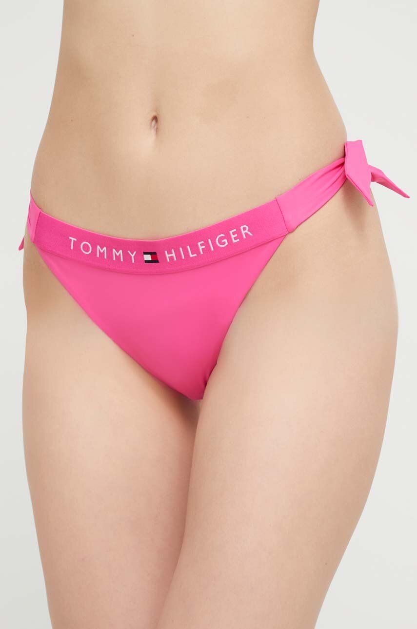 Levně Plavkové kalhotky Tommy Hilfiger fialová barva
