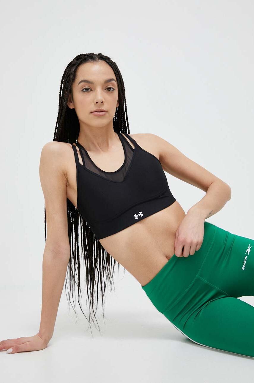 

Спортен сутиен Under Armour Infinity в черно с изчистен дизайн, Черен